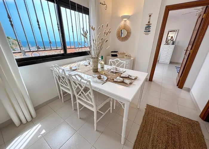 Paradise Seaview Apartman *