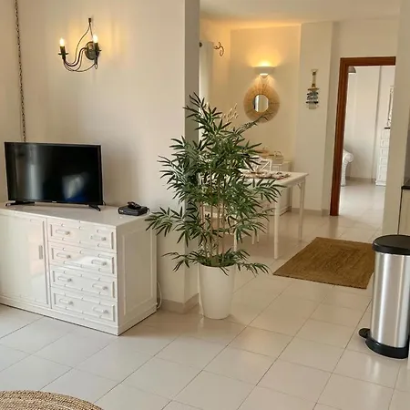Paradise Seaview 아파트