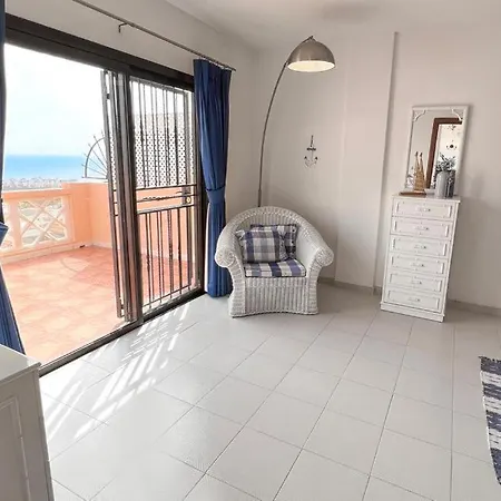 Paradise Seaview 아파트 *