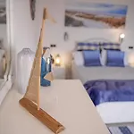 Апартаменти Paradise Seaview Адехе
