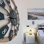Апартаменти Paradise Seaview