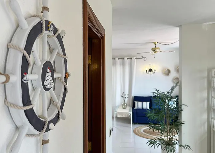 Paradise Seaview Апартаменти