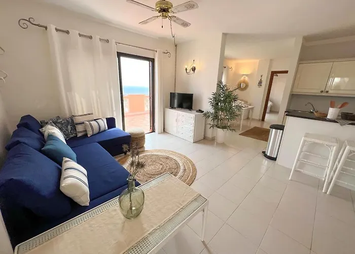 Paradise Seaview Адехе