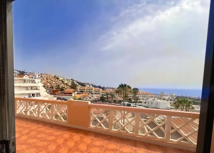 Paradise Seaview Апартаменти