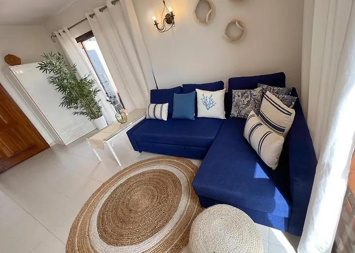 Апартаменти Paradise Seaview *