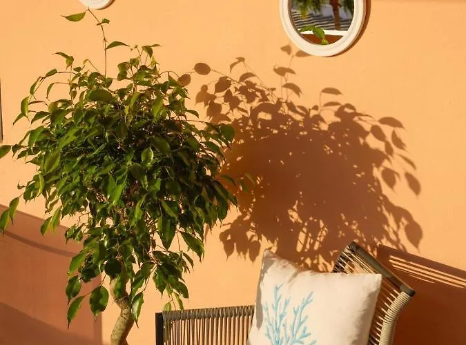 Апартаменти Paradise Seaview