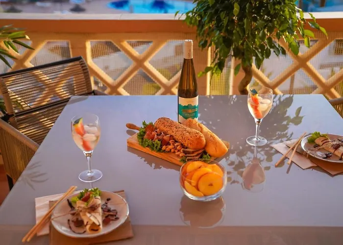 Апартаменти Paradise Seaview Адехе