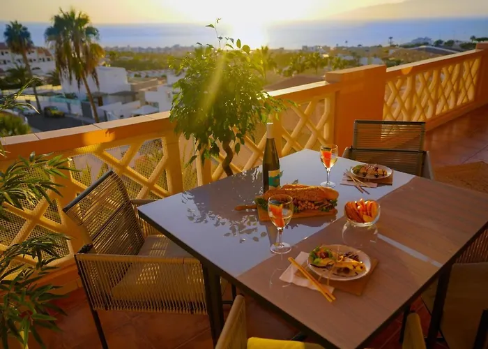 Paradise Seaview Апартаменти